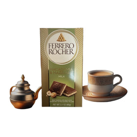 Ferrero Rocher Milk Chocolate Bar with Hazelnut & Macadamia Filling 90g (3.2oz)